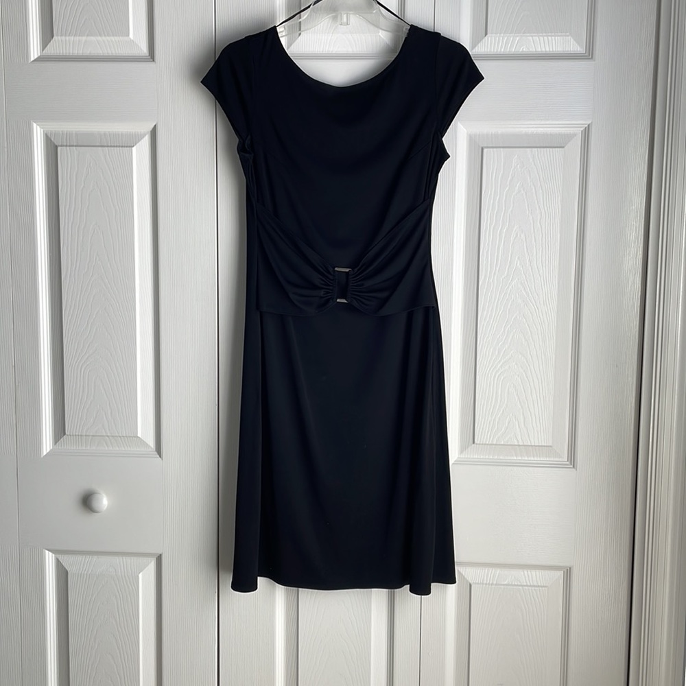 Woman’s Black Dress  👗 size 6